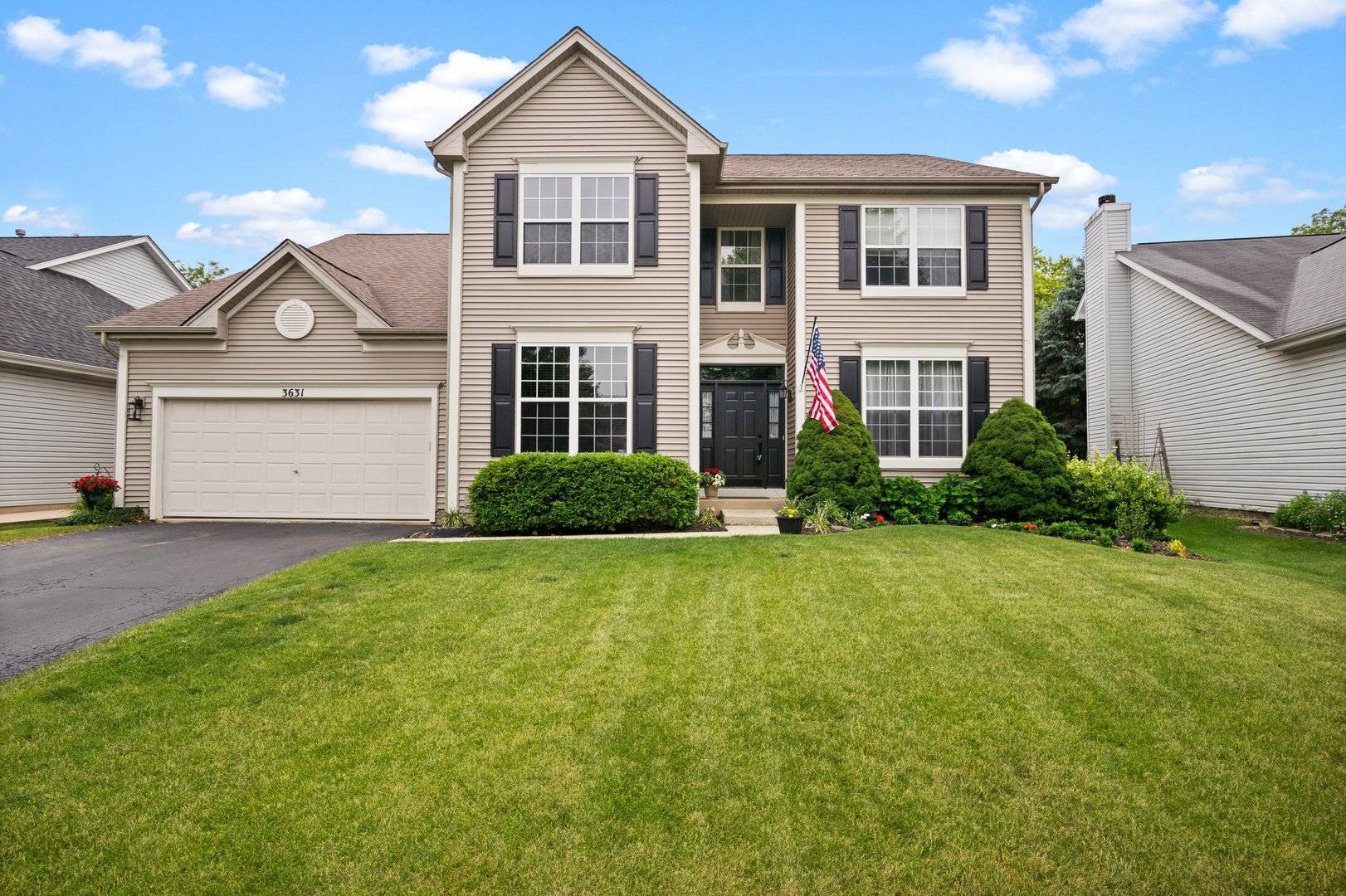 3631 Provence DR, St. Charles, IL 60175