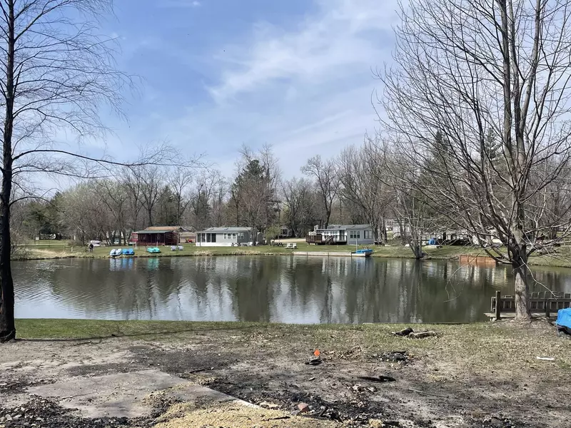 5-462 Woodhaven Lakes, Sublette, IL 61367