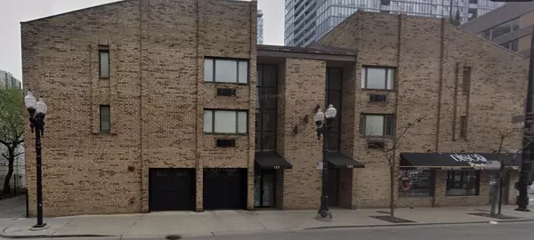 163 W Division ST, Chicago, IL 60610