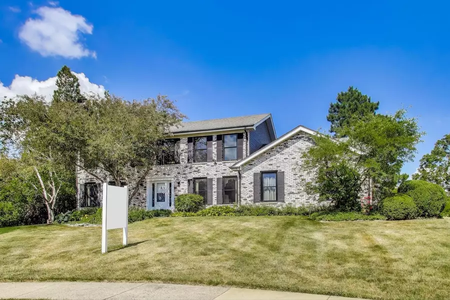 3513 Regent DR, Hoffman Estates, IL 60067