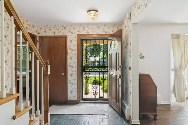 Arlington Heights, IL 60005,214 S Belmont AVE