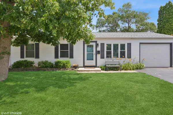 521 Everette AVE, Romeoville, IL 60446
