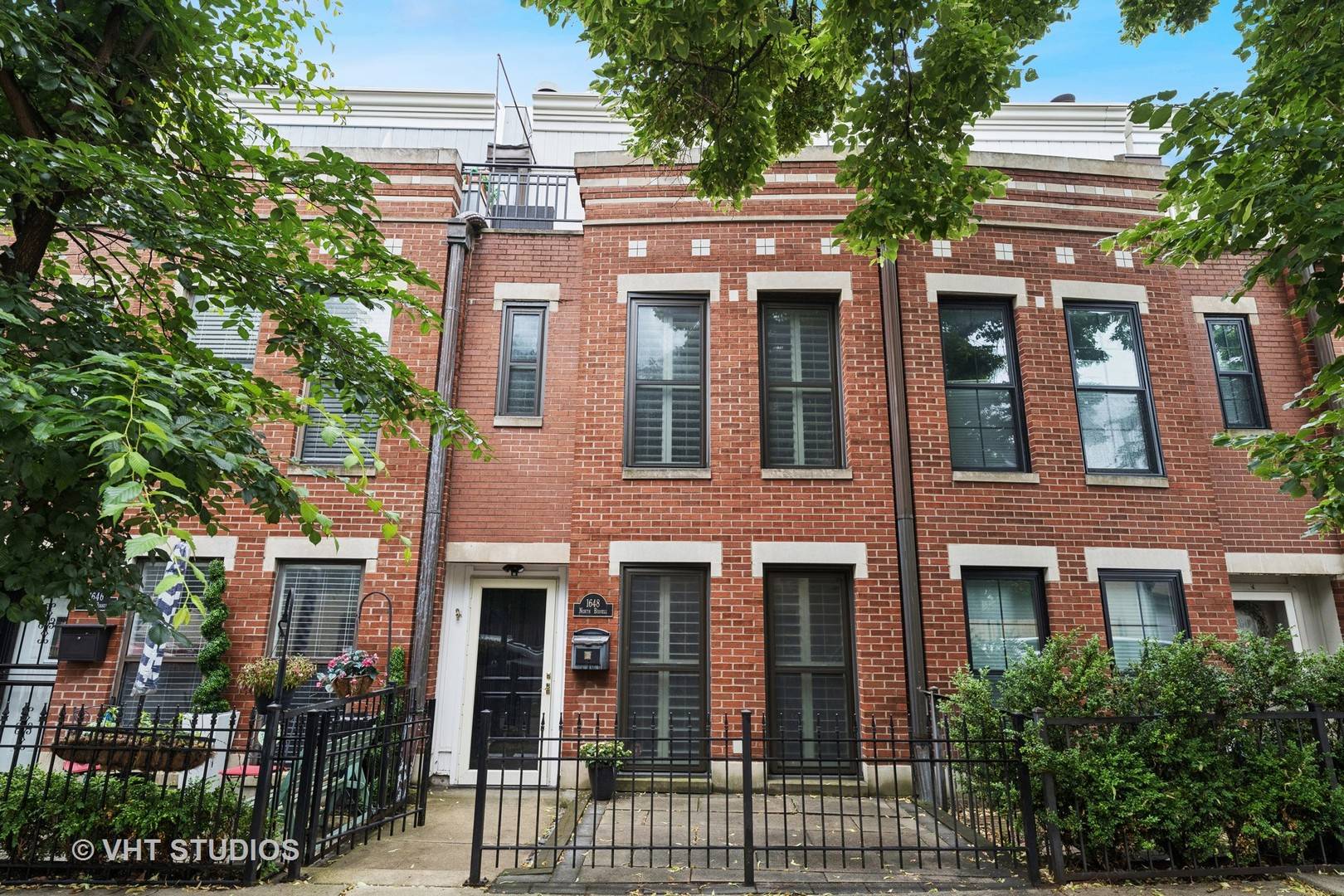 1648 N Bissell ST, Chicago, IL 60614