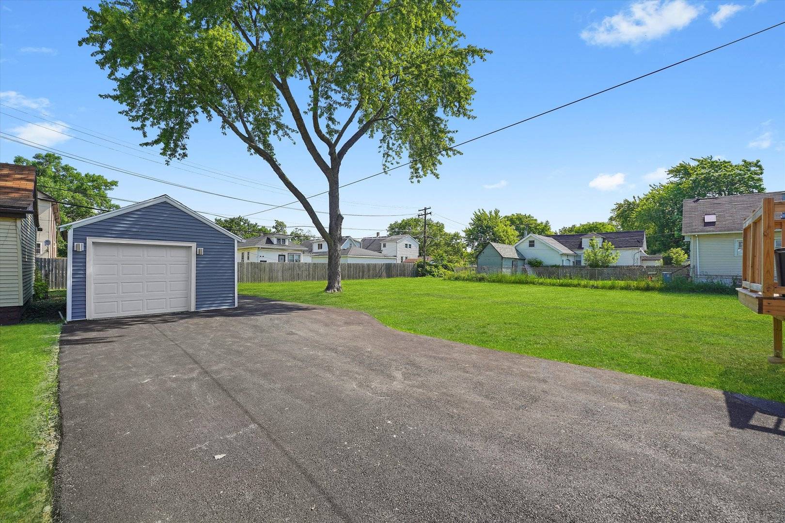 Phoenix, IL 60426,536 E 155th ST