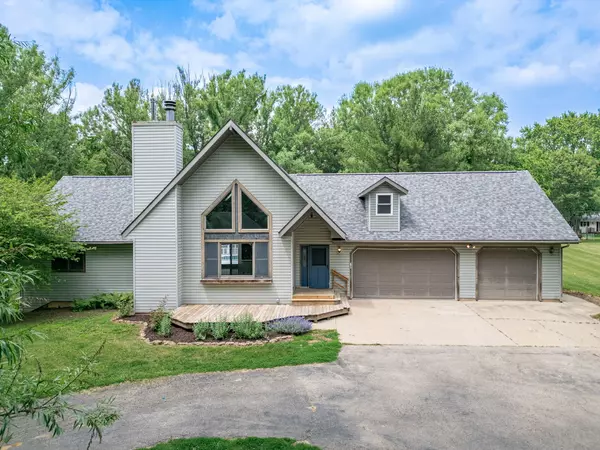 Rockton, IL 61072,4293 W ROCKTON RD