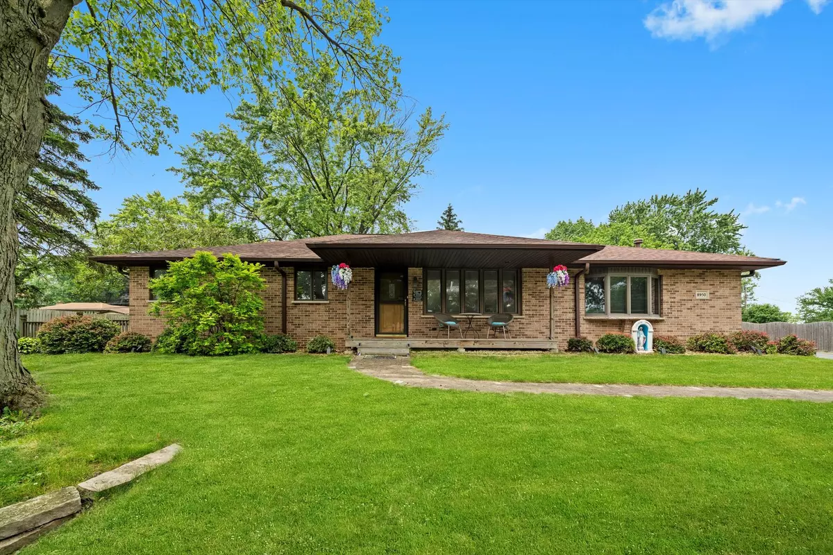 Hickory Hills, IL 60457,8950 S 84th AVE