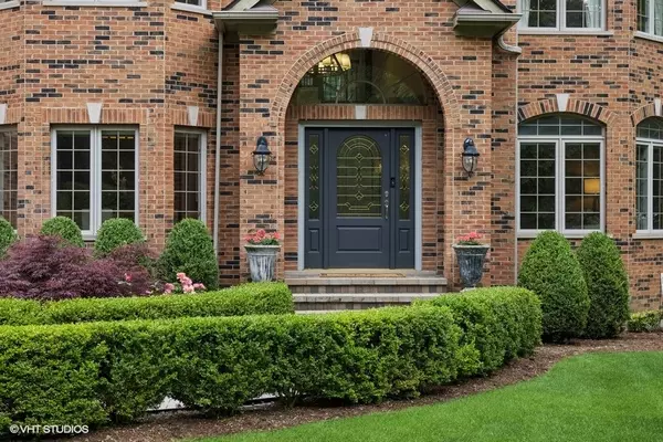 Libertyville, IL 60048,1561 Thorneberry CT