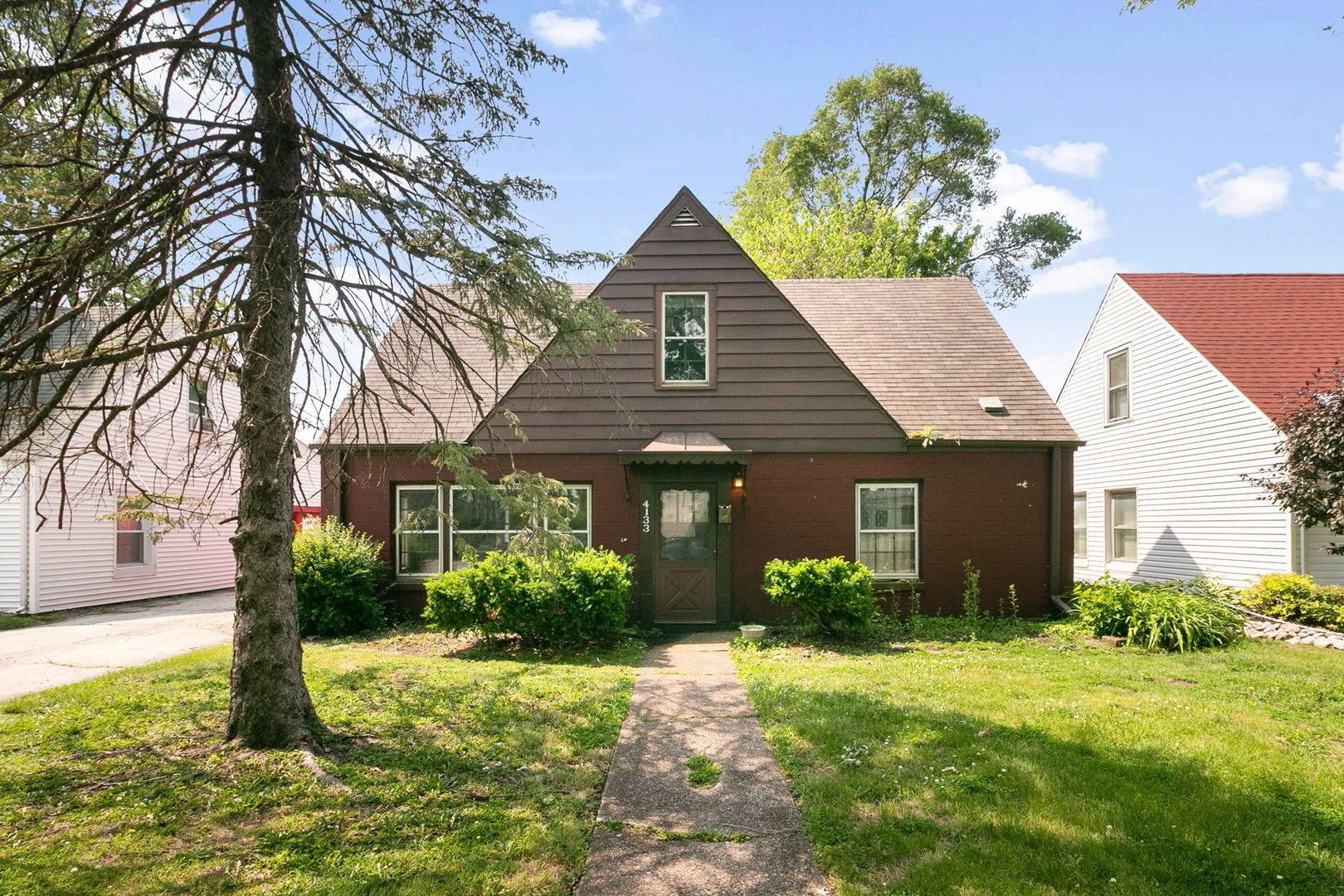 4133 W 99th ST, Oak Lawn, IL 60453
