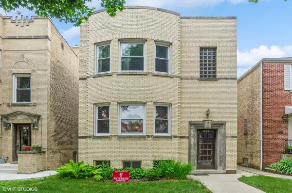 3225 W Olive AVE, Chicago, IL 60659