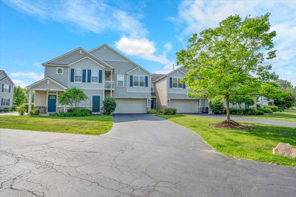 614 Arbor CIR, Lakemoor, IL 60051