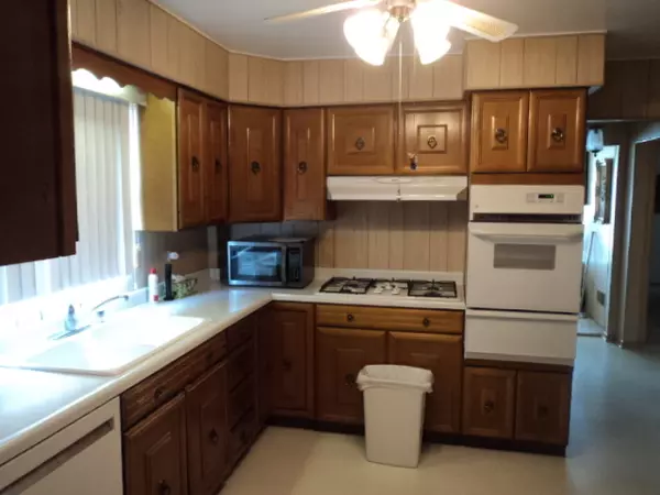 Summit, IL 60501,7341 W 56th PL