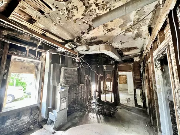 Chicago, IL 60623,1539 S Harding AVE