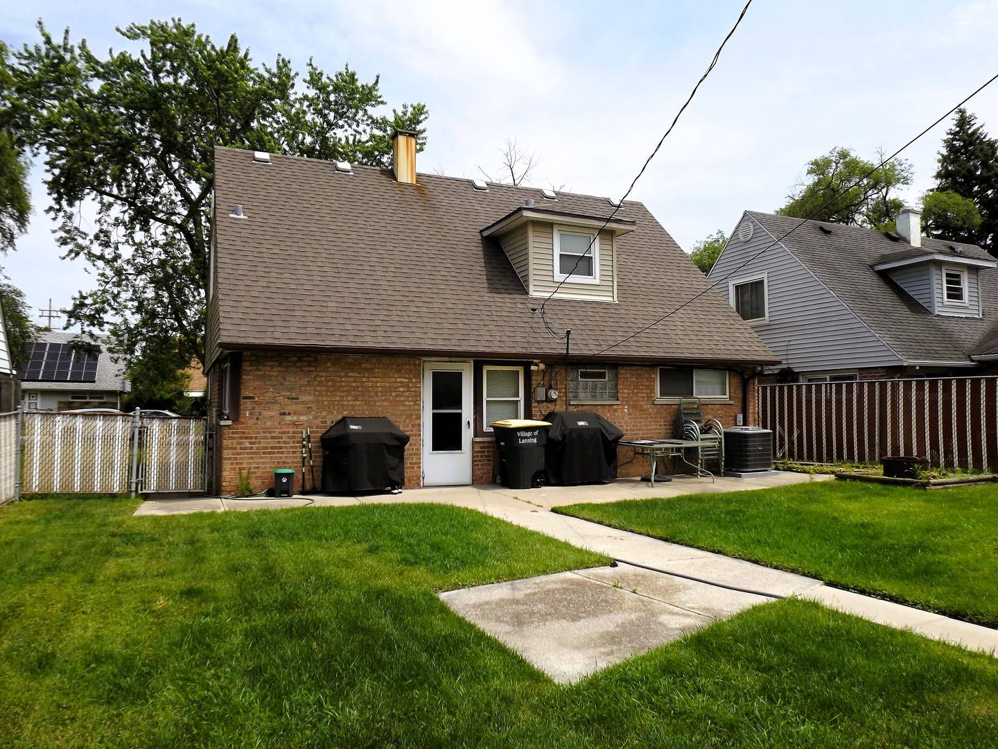 Lansing, IL 60438,17008 Oakwood AVE