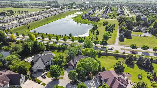 Naperville, IL 60564,3919 Callander CT