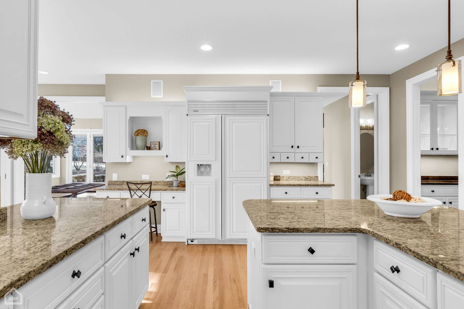 Libertyville, IL 60048,300 Carriage Hill CIR