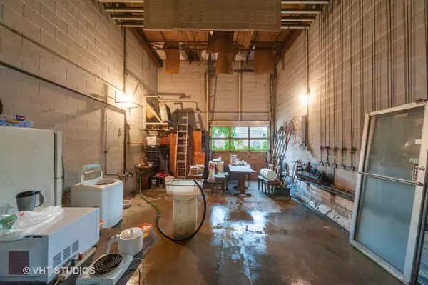 Chicago, IL 60634,6124 W Irving Park RD