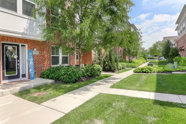 Woodridge, IL 60517,3551 KEMPER DR