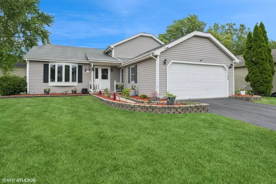 1700 Wicker ST, Woodstock, IL 60098