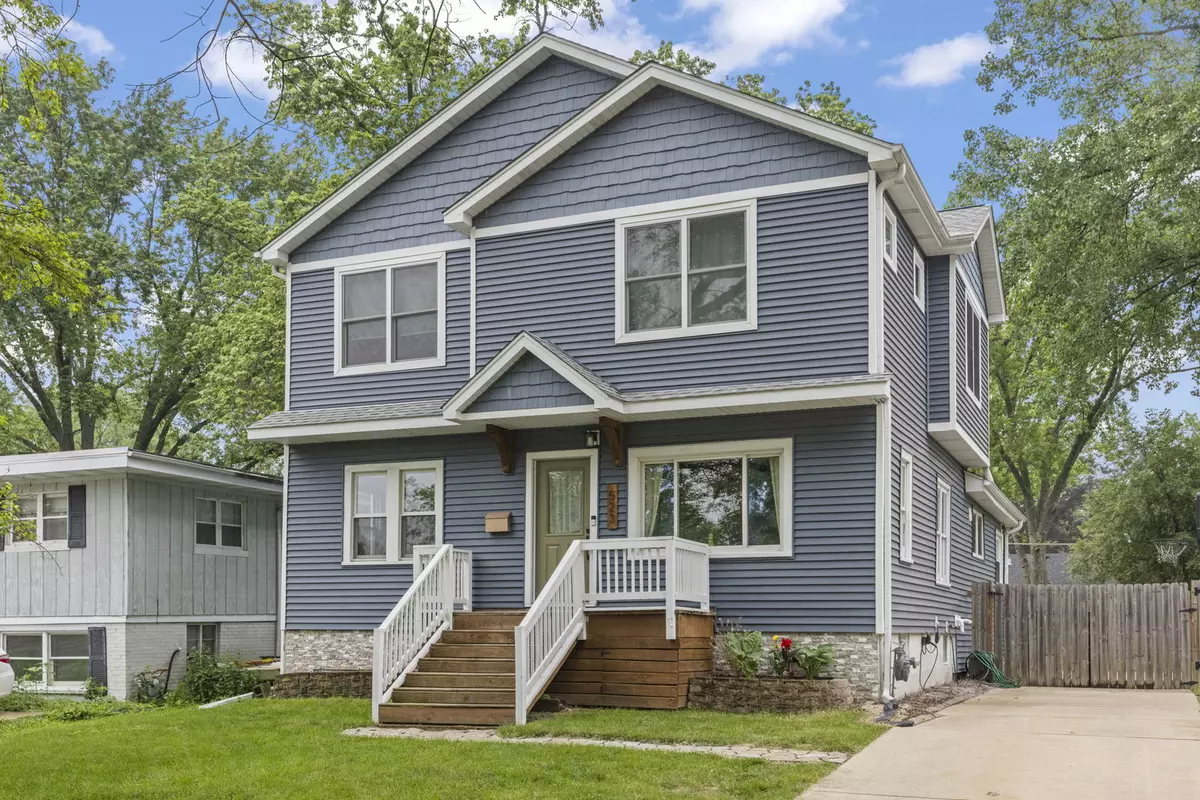 Wheaton, IL 60187,523 Kipling CT