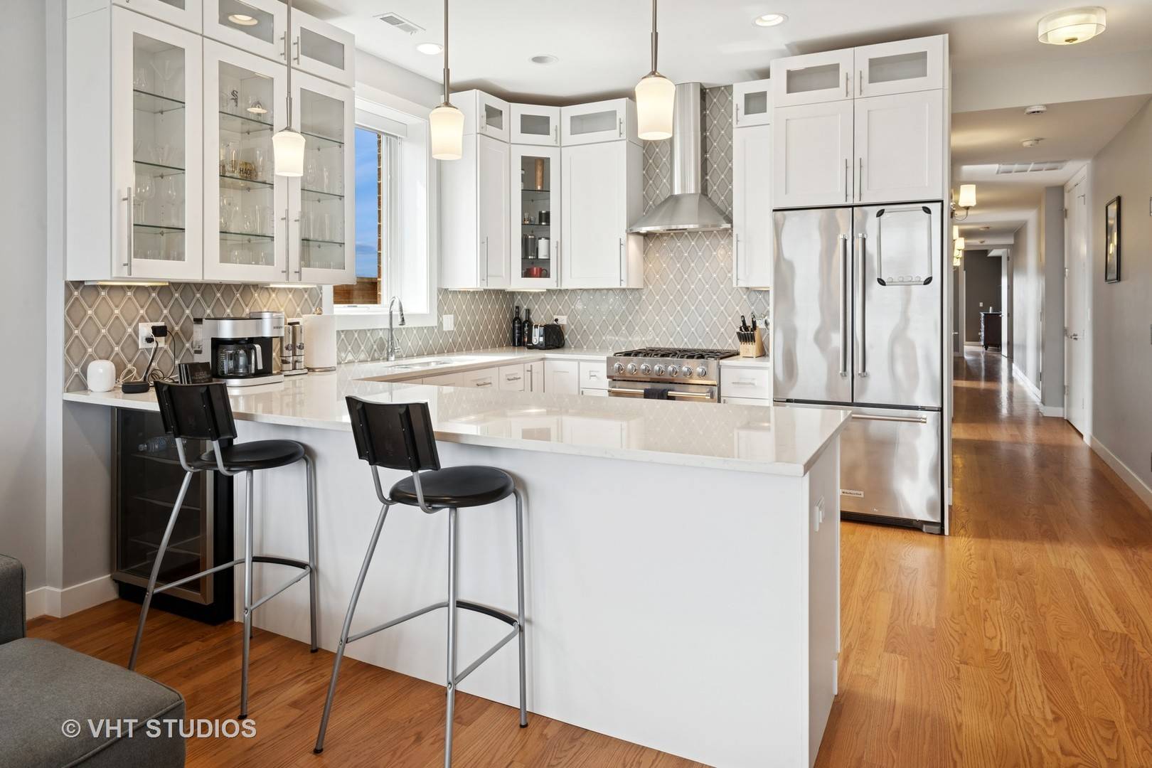 Chicago, IL 60614,2442 N Clybourn AVE #5S