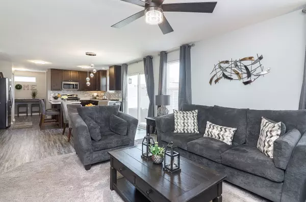 Joliet, IL 60431,1307 Colaric DR