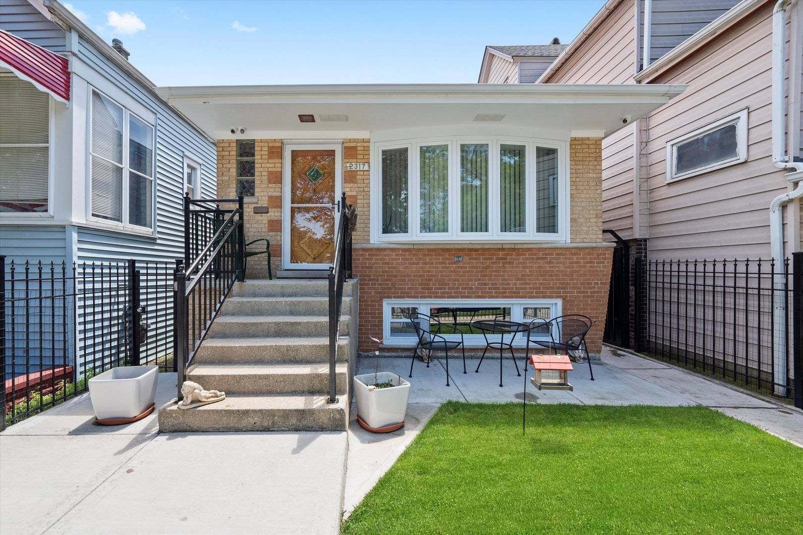 Chicago, IL 60609,2317 W 50th ST
