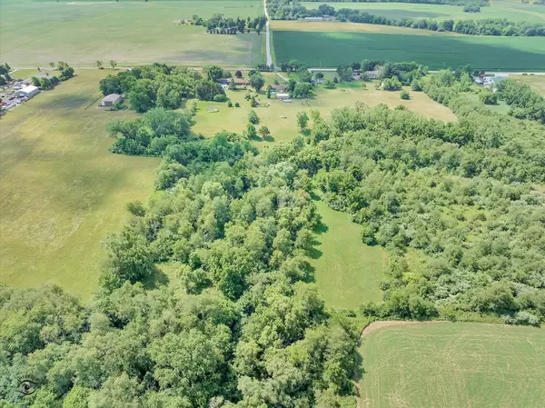Beecher, IL 60401,944 E County Line RD