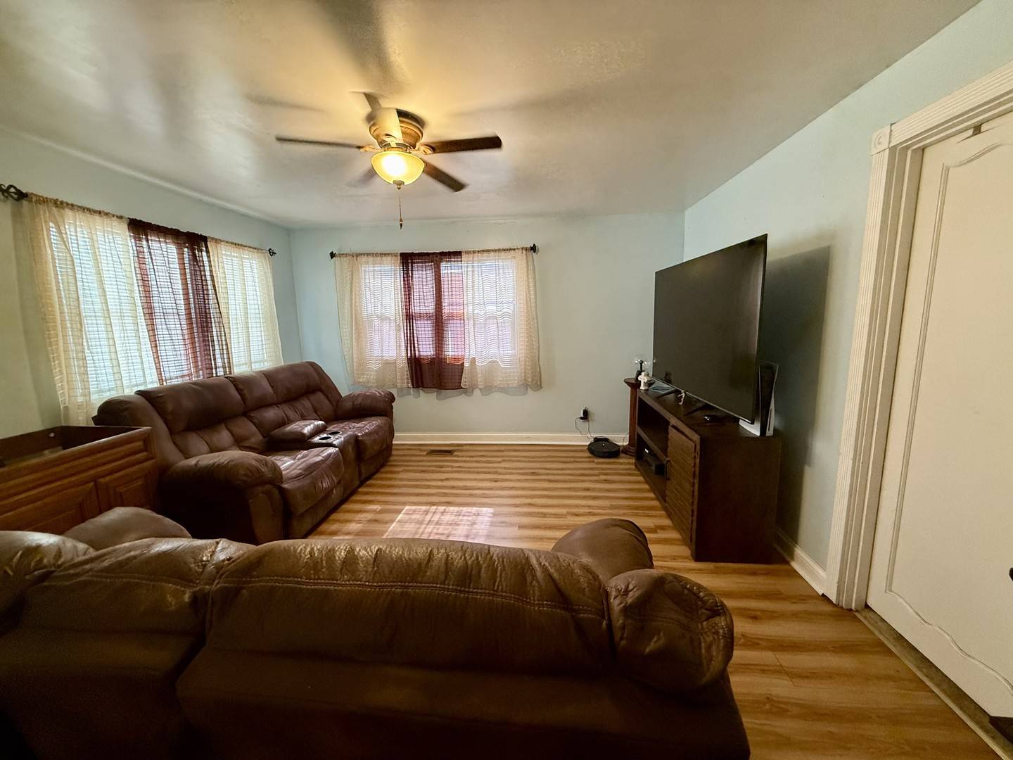 Zion, IL 60099,2524 Gilboa AVE
