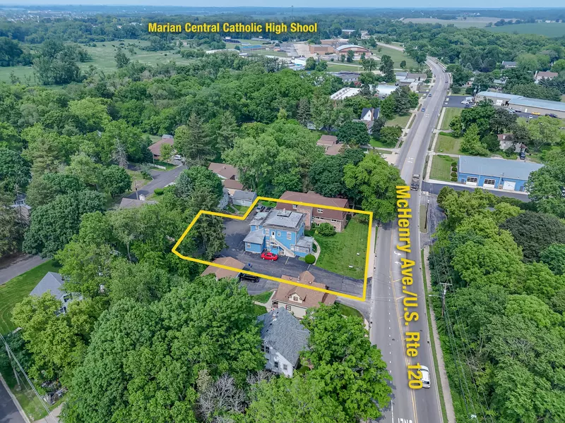 631 McHenry AVE, Woodstock, IL 60098