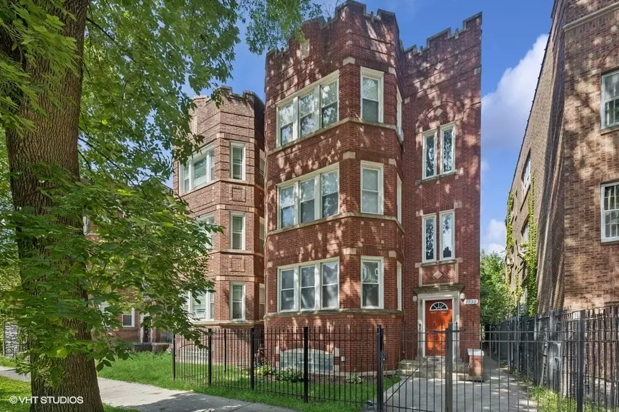 7730 S Essex AVE, Chicago, IL 60649