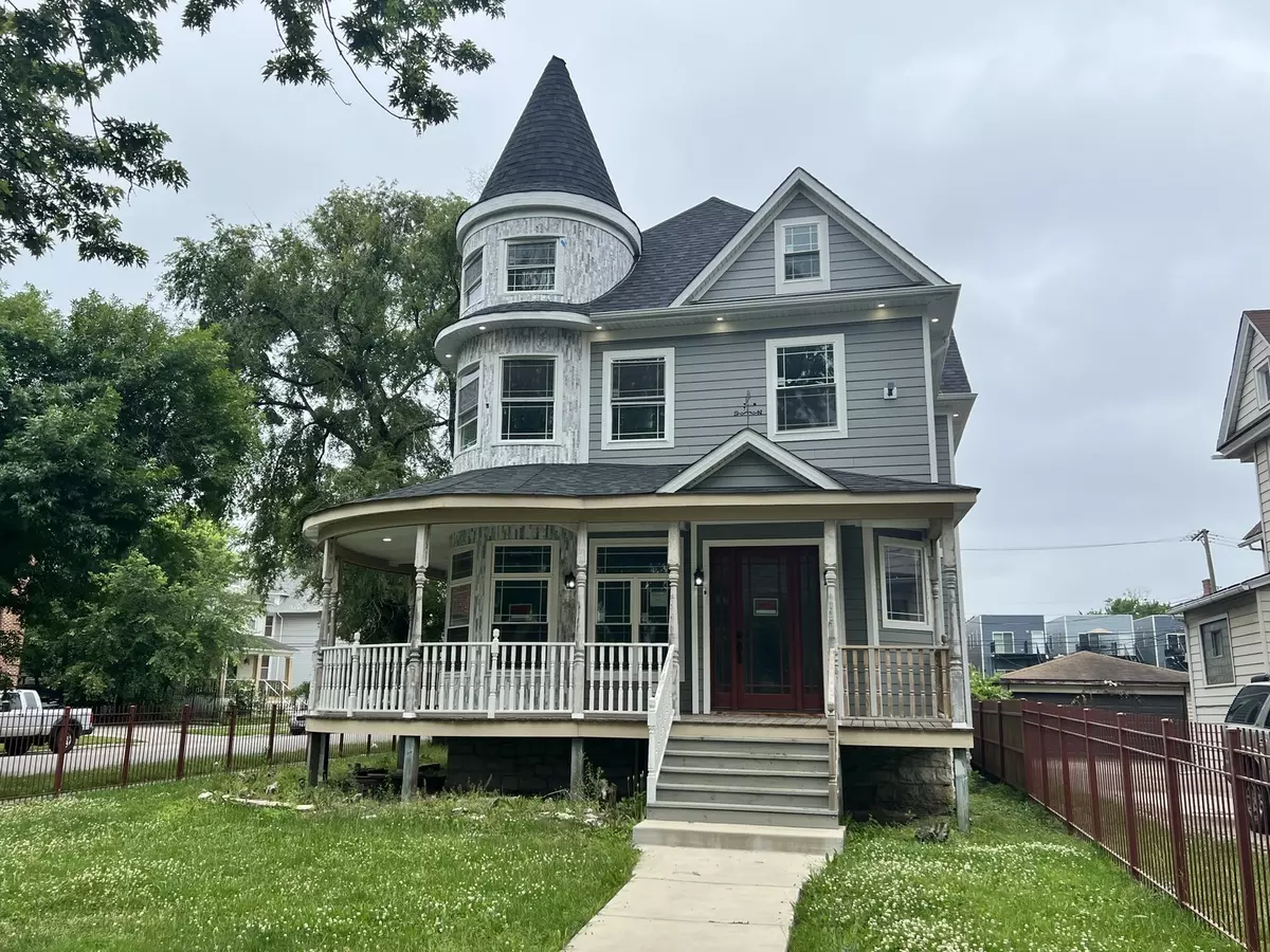 Chicago, IL 60644,600 N Pine AVE