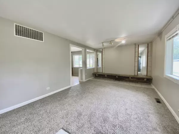 Park Forest, IL 60466,456 TOMAHAWK ST