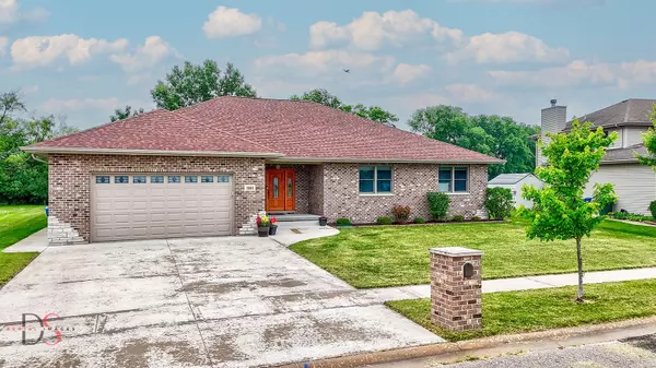 1661 Locust RD, Morris, IL 60450
