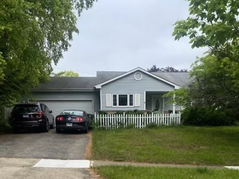 440 W Parkview TER, Algonquin, IL 60102