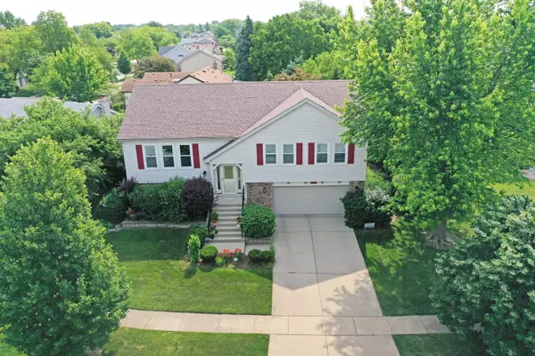 Hoffman Estates, IL 60169,1005 N Dovington DR