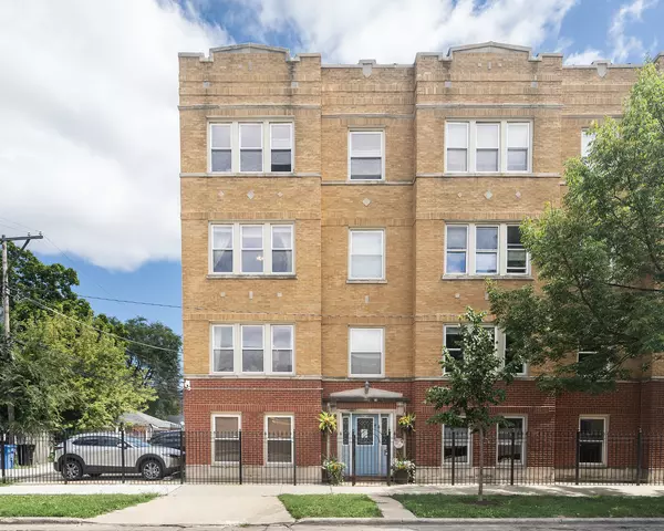 2209 N Drake AVE #2, Chicago, IL 60647
