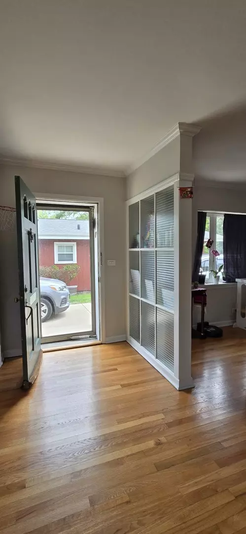 Des Plaines, IL 60018,1278 E River DR