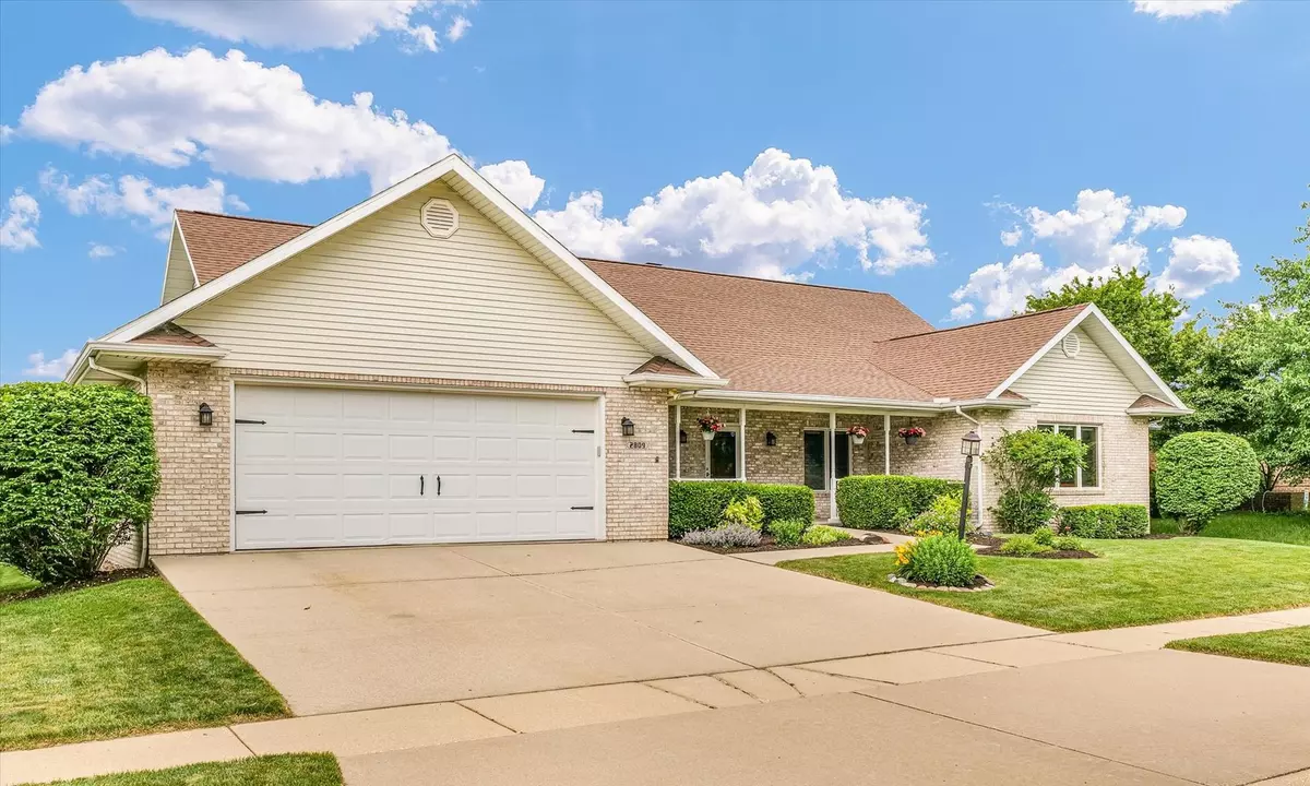 Urbana, IL 61802,2809 Slayback ST