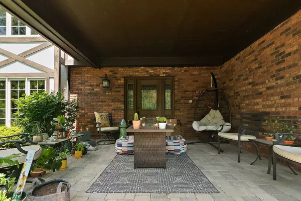 Palos Park, IL 60464,8414 W 119th ST