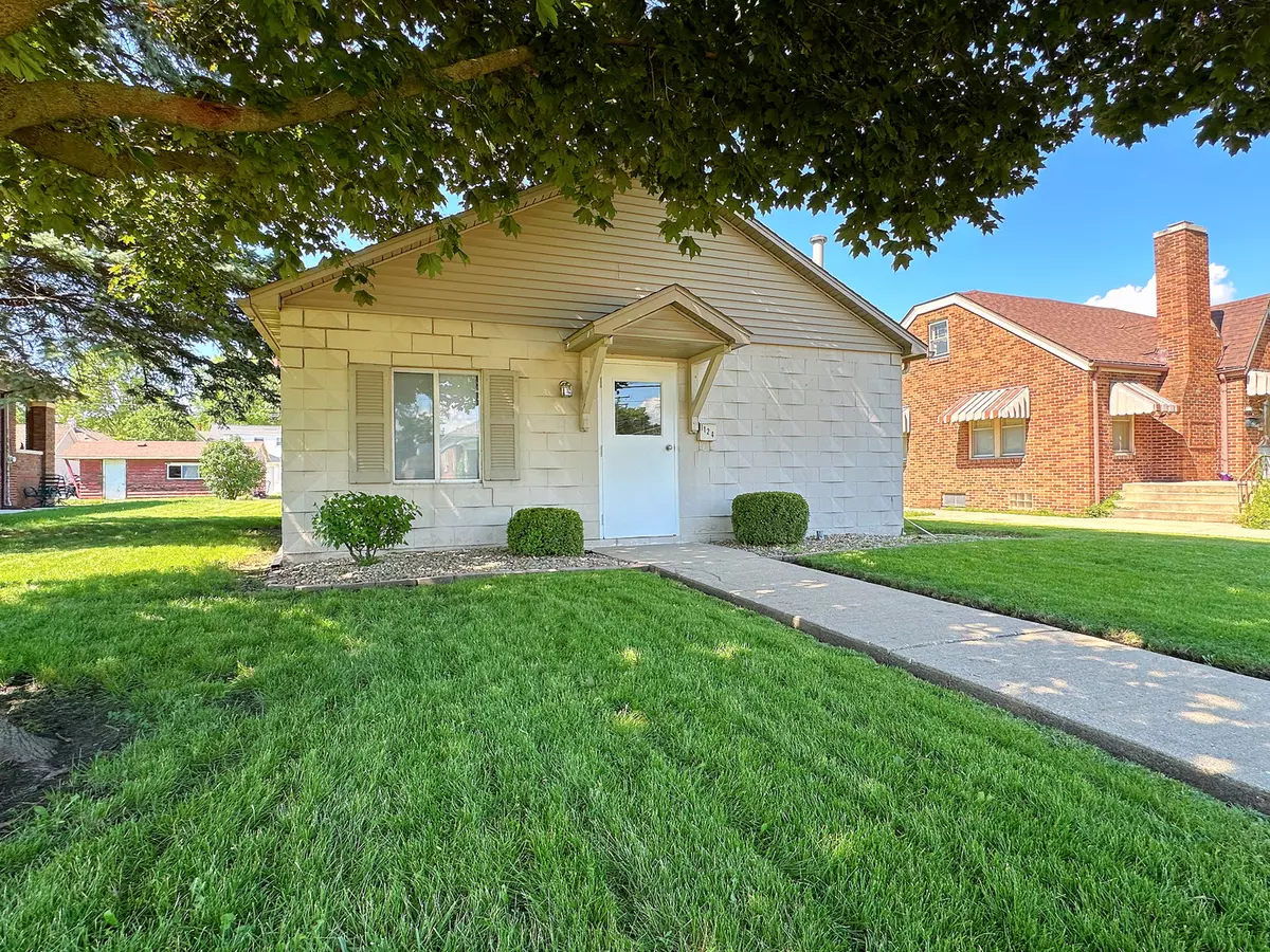 Streator, IL 61364,1124 E Main ST