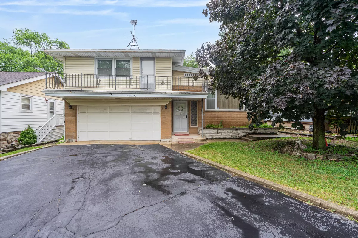 Willow Springs, IL 60480,112 Hill ST