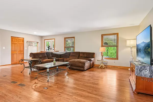 Union, IL 60180,6180 Elm ST