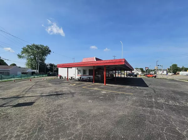 2929 Roosevelt RD, Kenosha, WI 53143