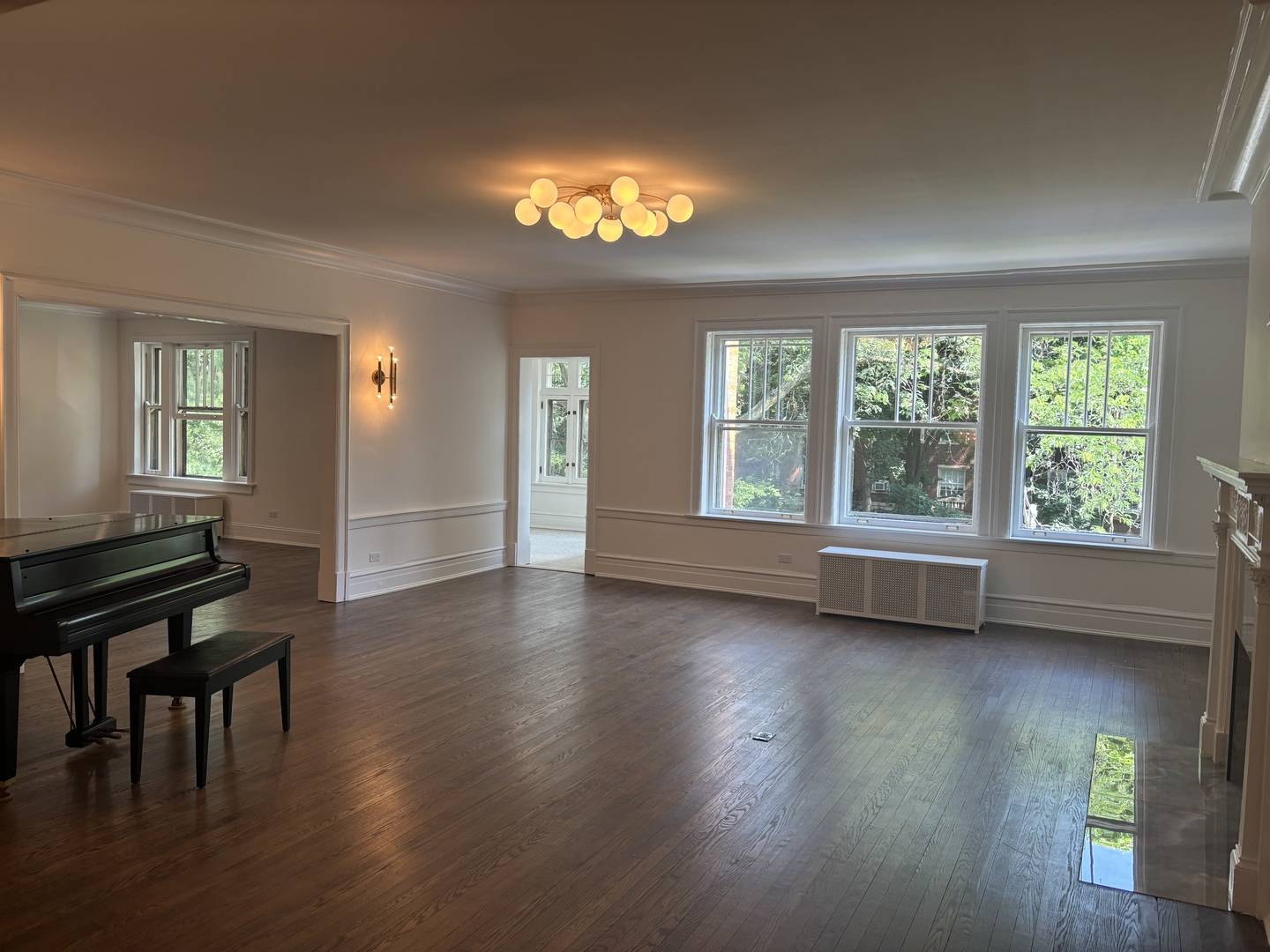 Chicago, IL 60615,1227 E Madison Park #2