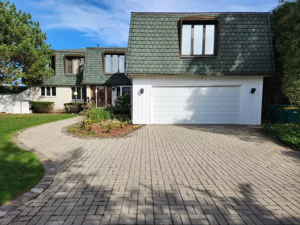 501 Kingston BLVD, Mchenry, IL 60050