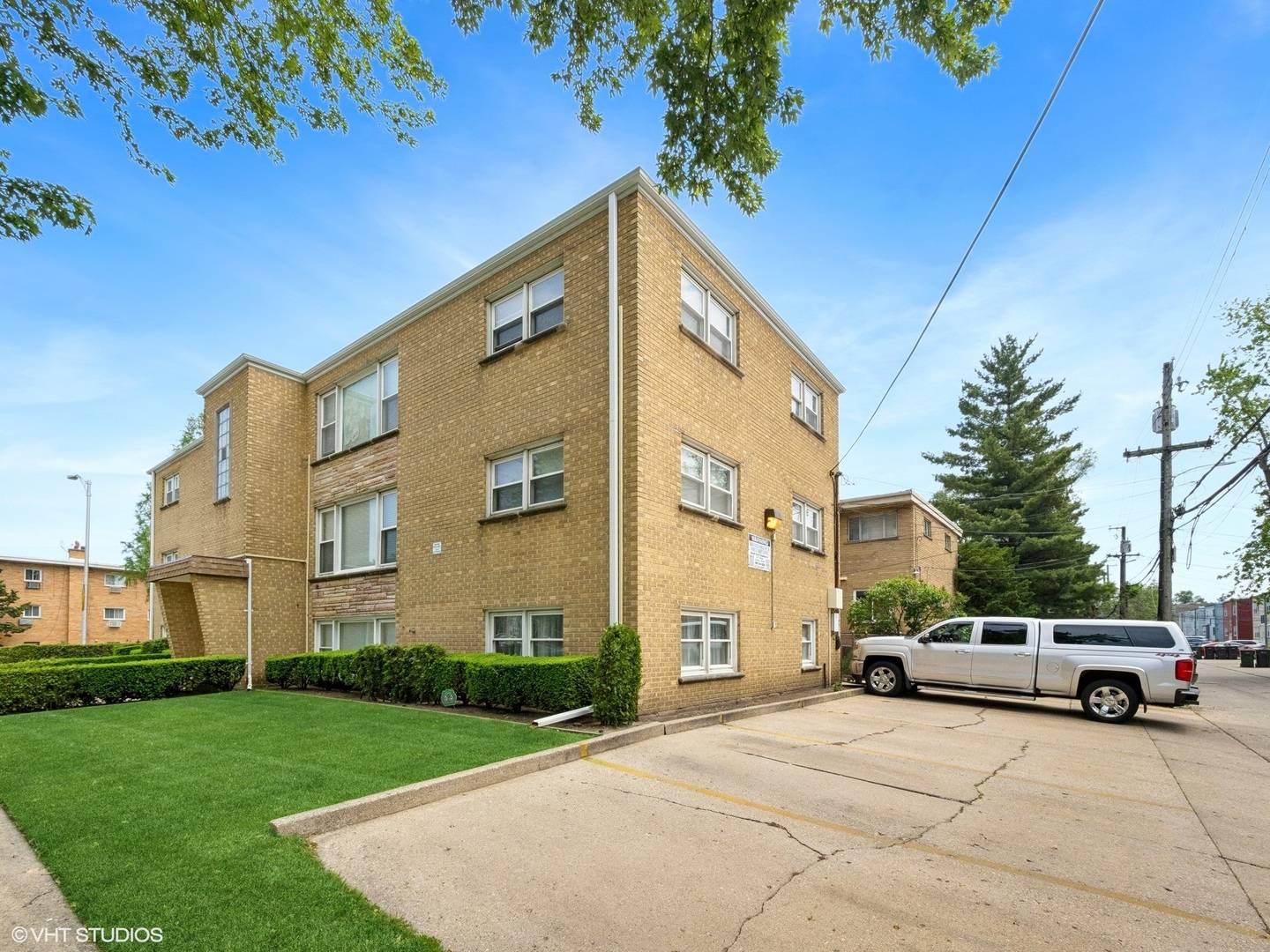 Skokie, IL 60077,4801 Grove ST