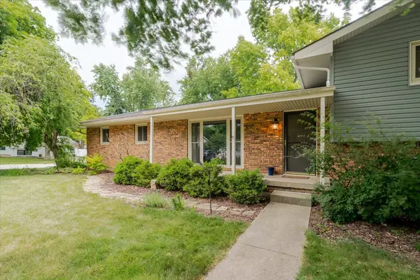 Normal, IL 61761,106 Sandra LN