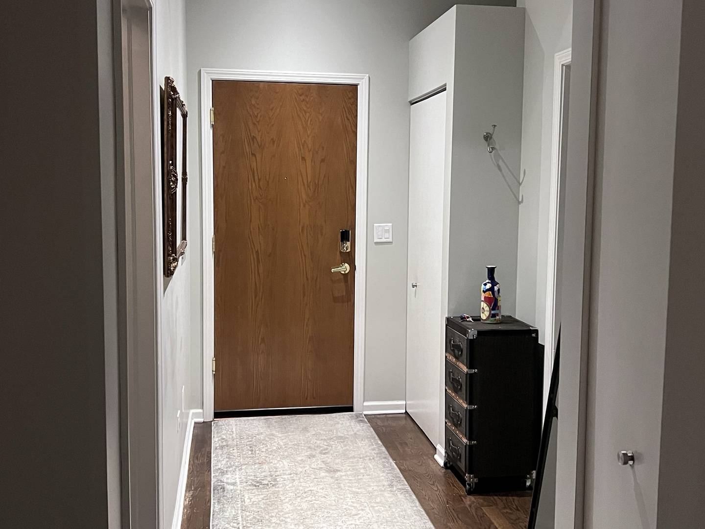 Chicago, IL 60640,950 W Leland AVE #509