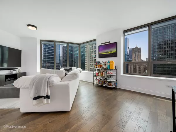 Chicago, IL 60610,400 N LaSalle ST #2705