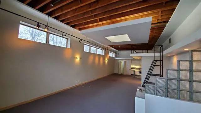 Evanston, IL 60202,537 Custer AVE #3